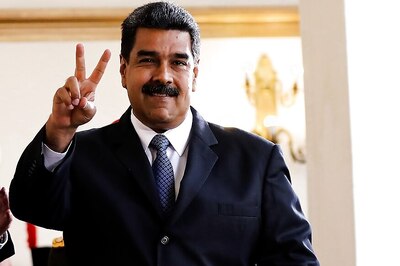 Despite 5-year Recession, Venezuelans Still Seem to Prefer President Nicolas Maduro