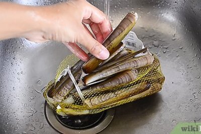 How to Freeze Razor Clams
