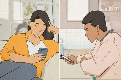 The Top Emojis Guys Use when They Like or Love You