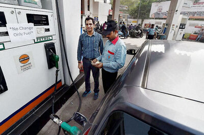 Petrol Pumps Defer Decision to Not Accept Card Payments Till January 13