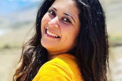 In Vacation Mode, Gayatri Datar Looks Gorgeous in Yellow Crop Top