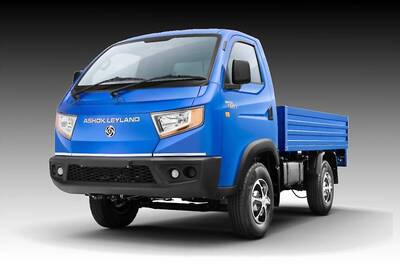 Ashok Leyland Bada Dost Light Commercial Vehicle Launched in India, Prices Start at Rs 7.75 Lakh