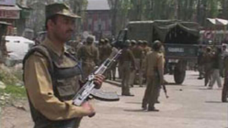 Grenade attack in Srinagar, 4 injured