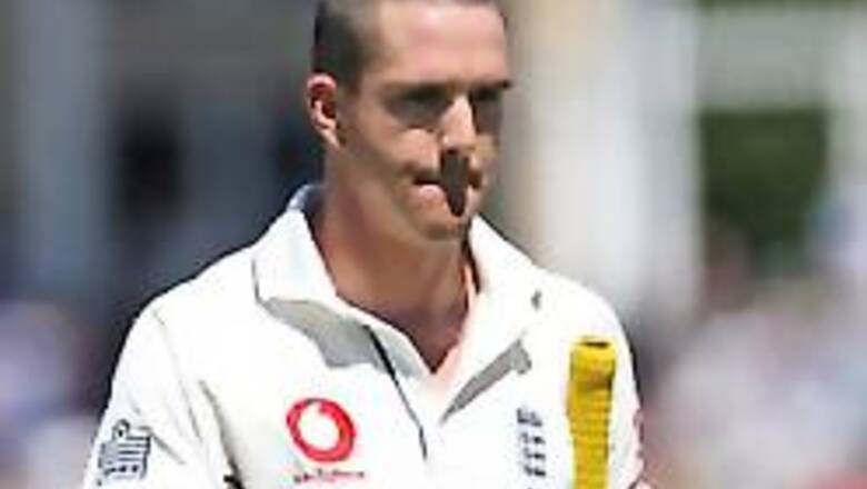 Muralitharan leads Sri Lanka fightback
