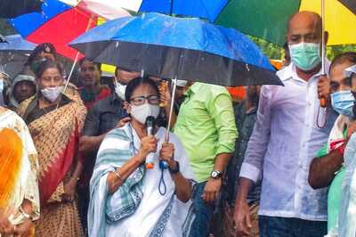 West Bengal Flood Situation Remains Critical; 3 Lakh Affected