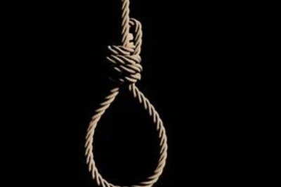 Hyderabad: Couple End Lives After Hanging 4-yr-old Daughter in Suicide Pact, Write 3 Names on Wall