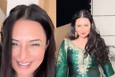 Divyanka Tripathi Looks Garba Ready In Stunning Green Sharara