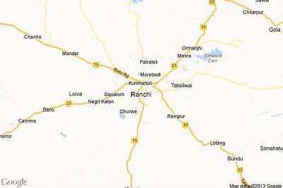 Jewellery worth crores looted from shop