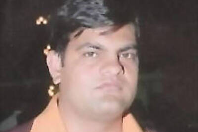 Wall Street impact, Indian broker commits suicide