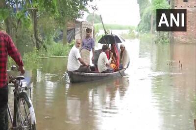 Bihar Floods Halt Samastipur-Darbhanga Rail Operations as Rain Wreaks Havoc in 10 Districts