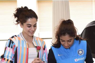 Taapsee Pannu Hails 'Inspiring' Mithali Raj for Getting Khel Ratna Award