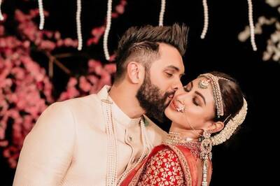 Mouni Roy-Suraj Nambiar Wedding: Actress Dazzles in Sabyasachi Lehenga for her Bengali Wedding