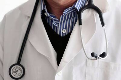 Online Health Information May Cut Trust In Doctors