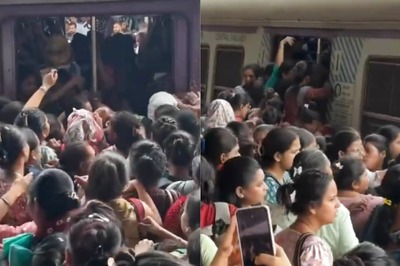 This Video Of Overcrowded Mumbai Local Triggers Safety Concerns