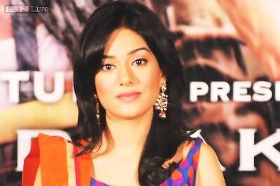 Amrita Rao discusses gender equality in Bollywood on 'Simply Baatein with Raveena'