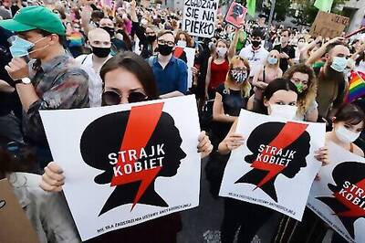 Protests decry Polish gov't plan to leave anti-violence deal
