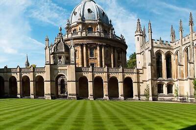 Indian-origin teacher bags Oxford University award