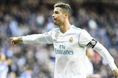 Lionel Messi-less Barcelona Cruise, Real Ride Cristiano Ronaldo Brace