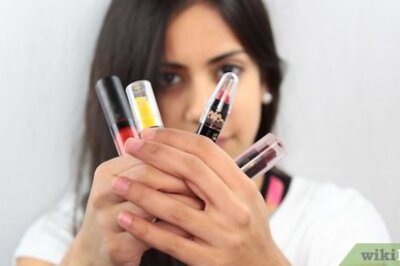 How to Apply Lip Color