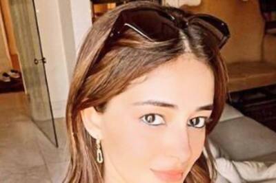 Ananya Panday Looks Chic in Brown Bodycon Dress, Suhana Khan is Impressed With Her 'Turquoise Kaajal'