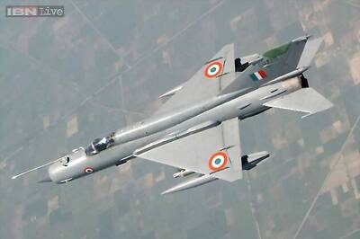 India signs deal with US for six transport aircraft