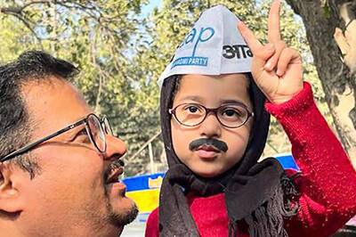 AAP Defeats 'World's Biggest Party' in MCD Polls, Kejriwal Says Need Support from Both BJP & Cong Now