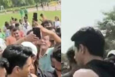 Yodha: Sidharth Malhotra Shoots In Delhi Near India Gate, Meets Fans and Takes Pics With Them