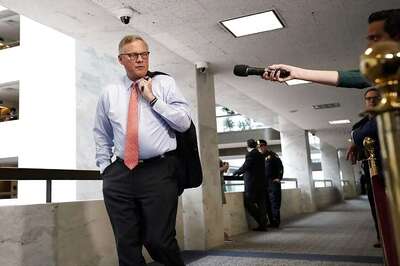 'Only Relied on News': US Senators Who Sold Stocks Before Coronavirus Sunk Markets Face Public Anger