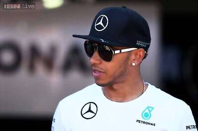 Mercedes boss braced for title showdown