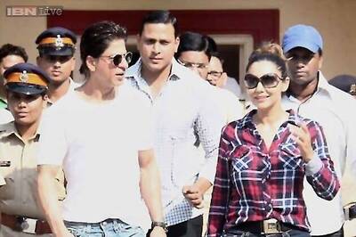 Snapshot: Have you seen Shah Rukh Khan's new customised bomb proof Mercedes?