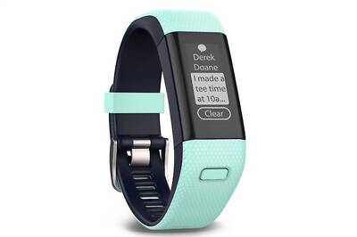 Smartwatches, Fitness Trackers Expected to Boom in 2016