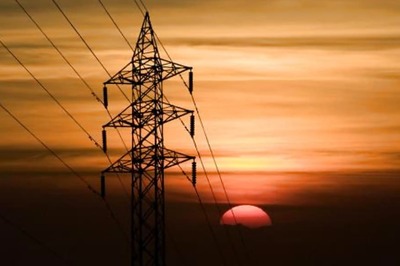 Discoms' Outstanding Dues to Power Gencos Rise 48% to Rs 81,010 Crore in October