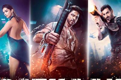 'Apni Kursi Ki Peti Bandh Lijiye' as Shah Rukh Khan's Pathaan Trailer Will Be Releasing Tomorrow