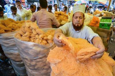 Ramzan 2020: How the Holy Month Can be Observed Following Social-distancing and Lockdown Norms