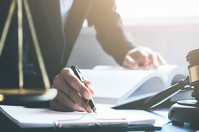 Ex-SC, HC Judges, Senior Lawyers Write to CJI for Suo Motu Action on Bulldozing of Houses in UP