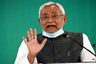 Nitish Doesn't Rule Out JD(U) Joining Union Govt, Ducks Queries on Formula