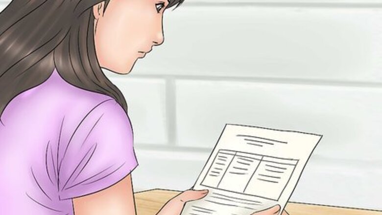 How to Get a Cash Advance From a Visa Card