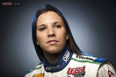 Simona de Silvestro completes first day of F1 testing