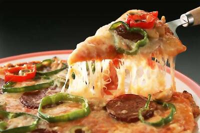 Nutritionist develops world's first healthy pizza