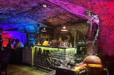 When In Nottingham, Don't Forget To Visit This 200-year-old Underground Pub