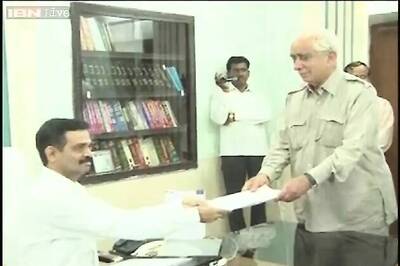 Jaswant defies BJP, files nomination from Barmer as an Independent