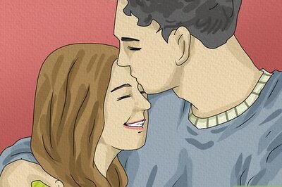 What Does a Forehead Kiss Mean? 10+ Reasons Behind This Personal Peck