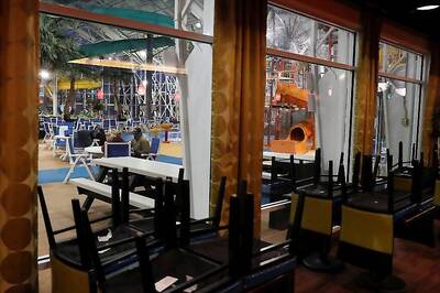 It's Safer to Eat in Restaurants Than at Home, Claims Top French Chef