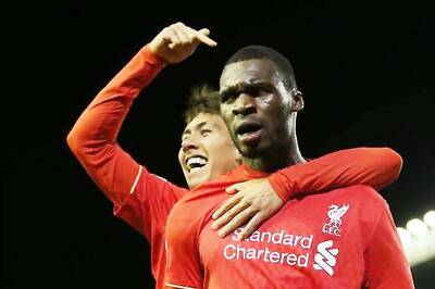 Christian Benteke fit for Liverpool, Juergen Klopp backs medical staff