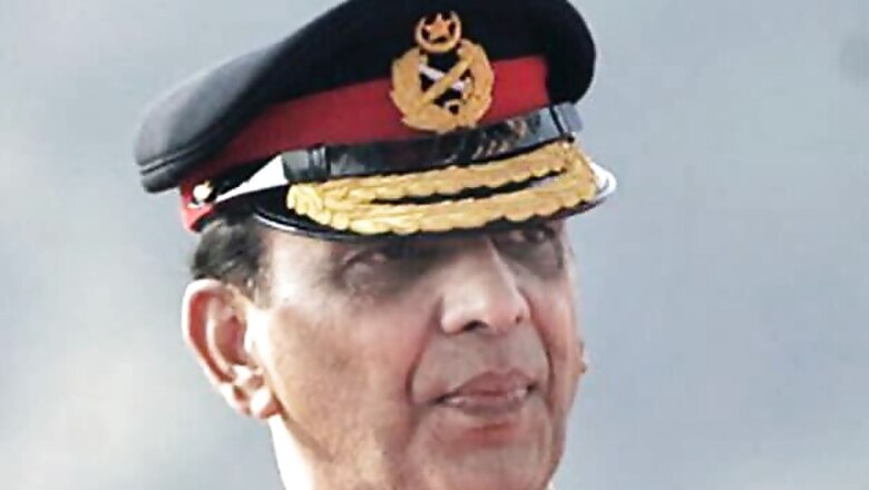 'Pak army believes in 'strong democratic system'