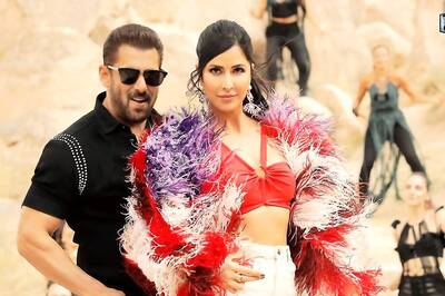 Salman Khan FINALLY Ends Feud With Arijit, Teases Their 1st Song Leke Prabhu Ka Naam From Tiger 3