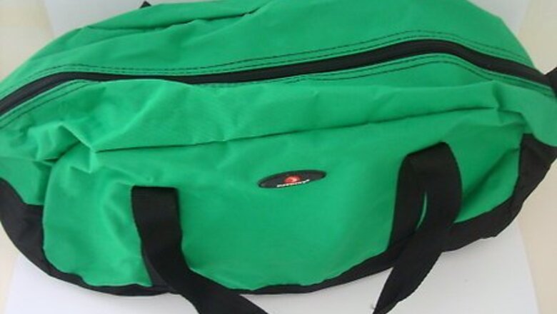How to Pack Your Gym Bag for School (Girls)