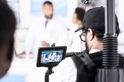 Modi Govt Plans to Use Videography, Latest Digital Solutions During Raids at Pharma Firms