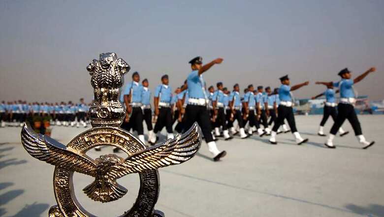 Women Constitute 13 % of IAF Workforce, But 3.8 % of Army Staff