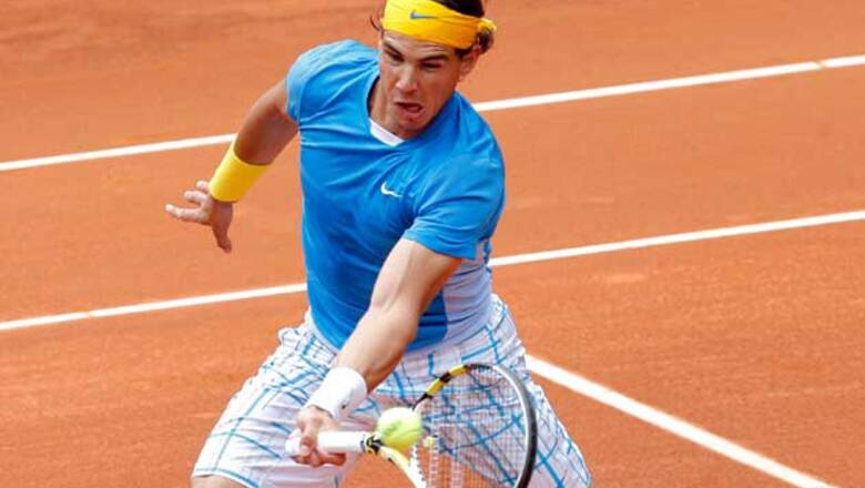 Nadal ousts Hewitt at French Open